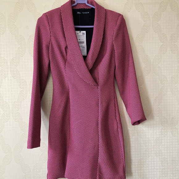 ZARA Blazer Dress - Picture 3 of 6